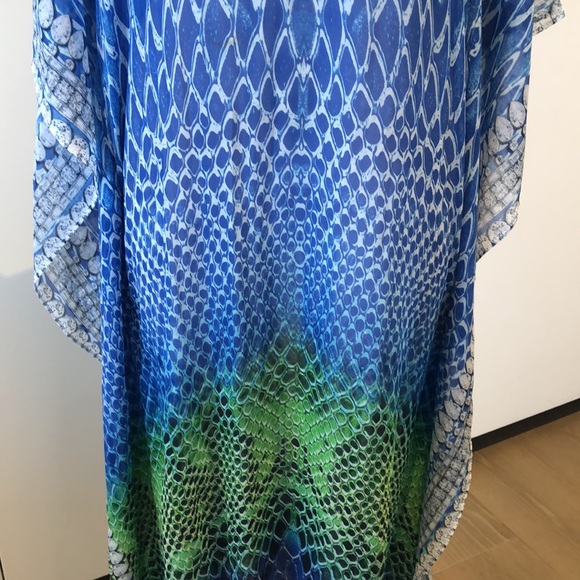 Coverup - Picture 4 of 7